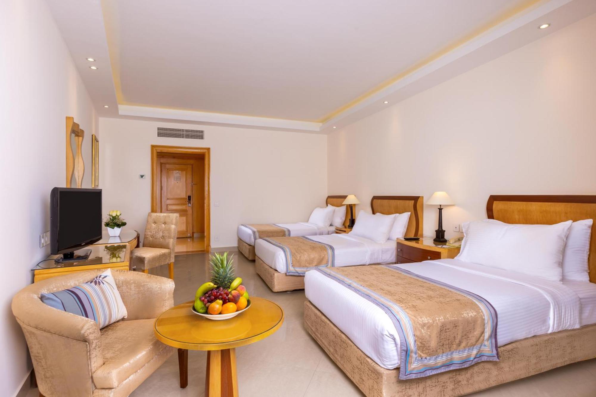 Savoy Sharm El Sheikh Hotel Exterior photo A room at the hotel