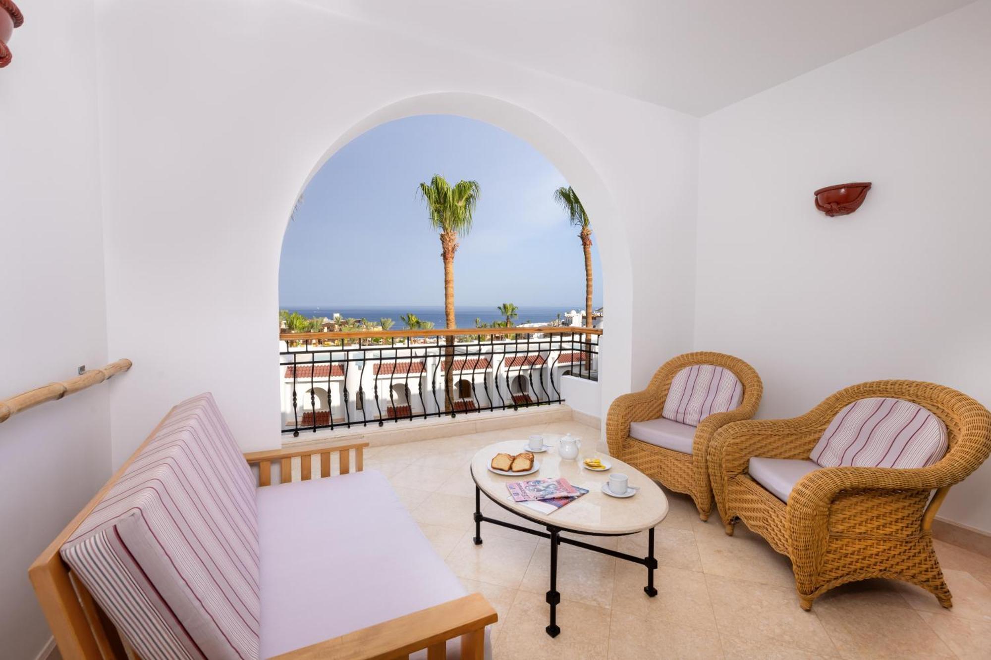 Savoy Sharm El Sheikh Hotel Exterior photo A room at the hotel