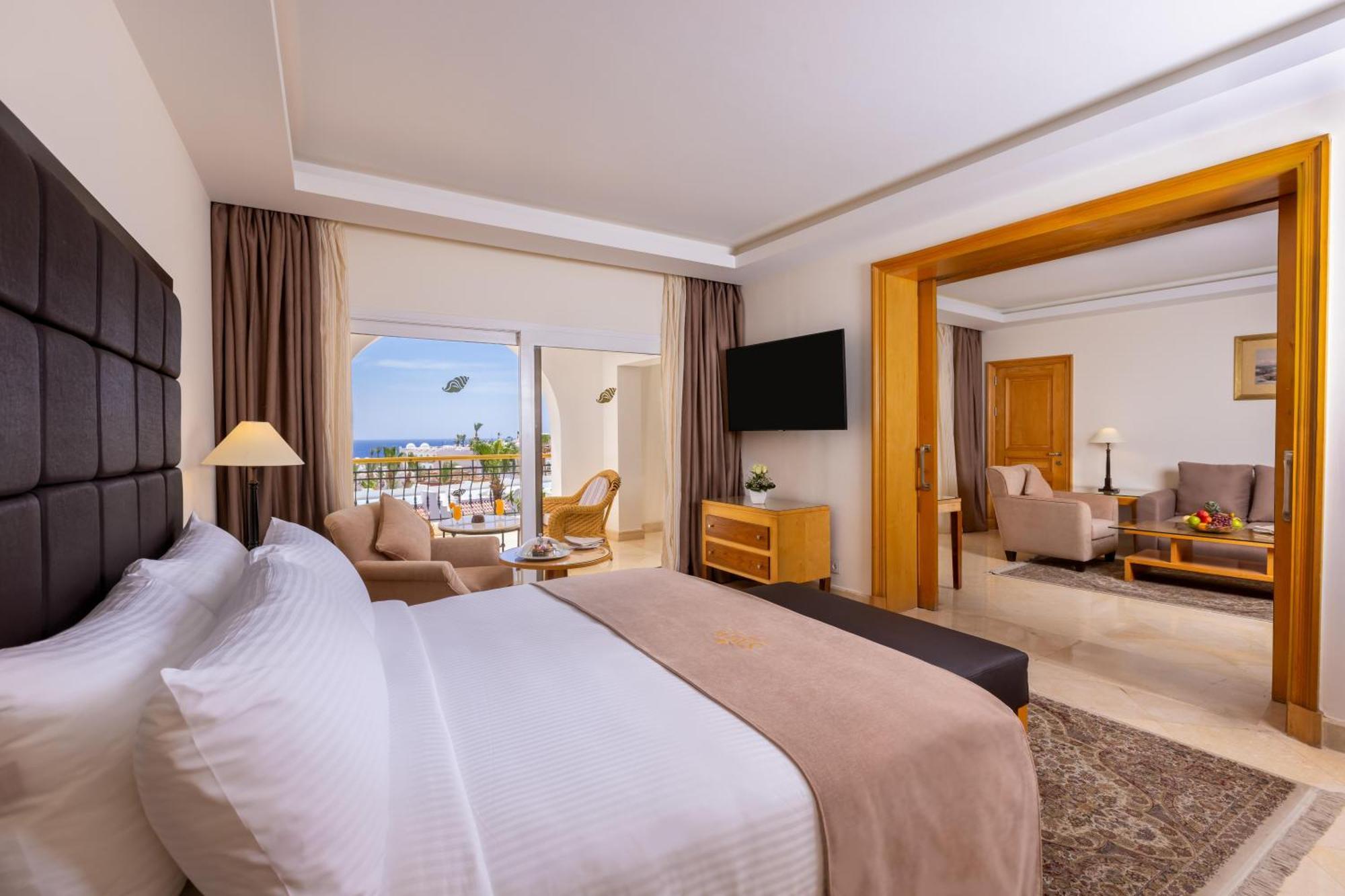 Savoy Sharm El Sheikh Hotel Exterior photo Suite at the Hilton Sharm El Sheikh Resort
